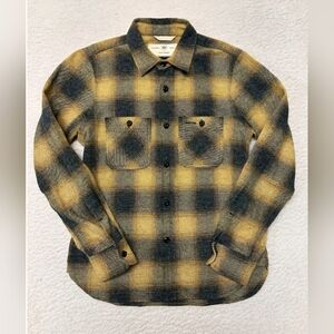 Rogue Territory RGT BM Shirt in Gold Ombre Plaid Flannel Shirt Medium